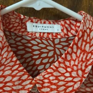 Equipment Red and White Leaf Print Blouse
